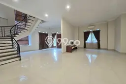 Disewakan Cepat Rumah Kondisi Baik di Kawasan Batununggal, Bandung Disewakan Cepat Rumah Kondisi Baik di Kawasan Batununggal, Bandung