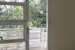 Rumah Luas Asri 3 KT Siap Huni di Taman Kopo Indah Bandung Rumah Luas Asri 3 KT Siap Huni di Taman Kopo Indah Bandung