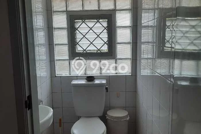 Siap Huni Hunian Elit 4 Kamar di Cinere Dekat ke Mana Saja Siap Huni Hunian Elit 4 Kamar di Cinere Dekat ke Mana Saja