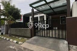 Rumah Luxury Modern Tanpa Renovasi di Darmo permai Surabaya Rumah Luxury Modern Tanpa Renovasi di Darmo permai Surabaya