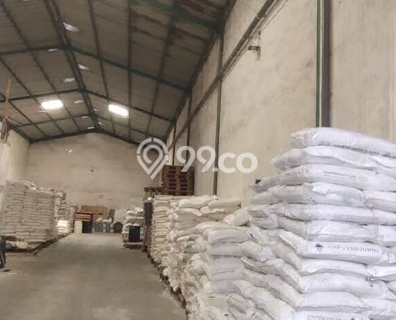 Area Ramai! Gudang Dijual di Sedati untuk Bisnis Luas Bangunan 396m2 Area Ramai! Gudang Dijual di Sedati untuk Bisnis Luas Bangunan 396m2