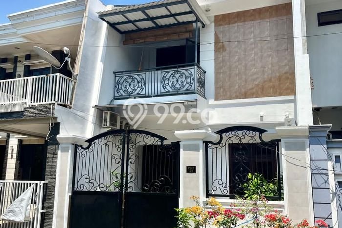Jual Rumah Modern 4 KT di Pakuwon Indah, Surabaya Jual Rumah Modern 4 KT di Pakuwon Indah, Surabaya