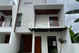 Rumah Strategis Minimalis Lb 150m2 di Pancoran Mas, Depok Rumah Strategis Minimalis Lb 150m2 di Pancoran Mas, Depok