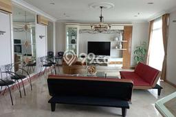 Apartemen Graha Famili 4 Kamar Tidur Bagus Furnished Apartemen Graha Famili 4 Kamar Tidur Bagus Furnished