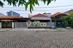 Dijual Rumah Mewah Exclusive di Tenggilis Mejoyo, Surabaya Dijual Rumah Mewah Exclusive di Tenggilis Mejoyo, Surabaya