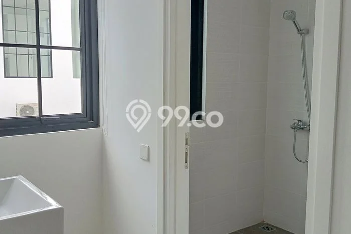 Disewakan! Rumah 4 Kamar Tidur &
3 Kamar Mandi di Sambiroto, Semarang Disewakan! Rumah 4 Kamar Tidur &
3 Kamar Mandi di Sambiroto, Semarang