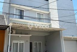 Jual Rumah Aryana Karawaci 5 Kamar 3 Lantai Dekat Lippo Karawaci Jual Rumah Aryana Karawaci 5 Kamar 3 Lantai Dekat Lippo Karawaci