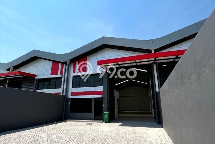 Gudang di Sidoarjo, Luas 300m2m², Pusat Bisnis, Posisi Strategis Gudang di Sidoarjo, Luas 300m2m², Pusat Bisnis, Posisi Strategis