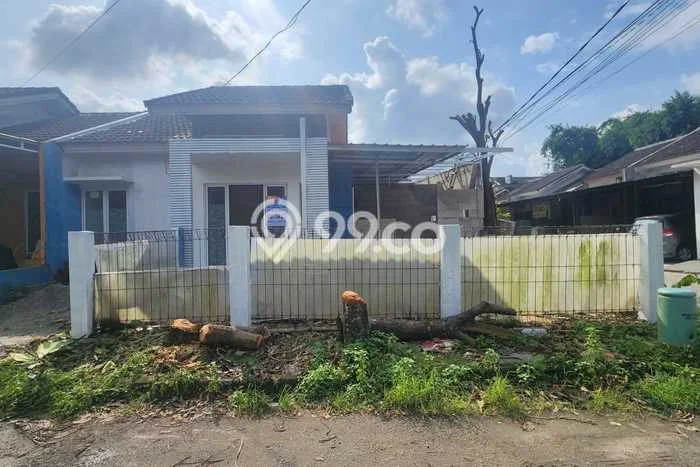 Dijual Cepat Rumah Bagus Siap Huni LB 100m2 di Karawaci, Tangerang Dijual Cepat Rumah Bagus Siap Huni LB 100m2 di Karawaci, Tangerang