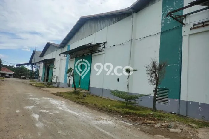 Gudang Disewakan di Area Ramai Cikupa, Tangerang Gudang Disewakan di Area Ramai Cikupa, Tangerang