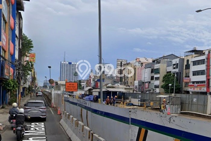 Ruko untuk Disewa di Pusat Jakarta Pusat Luas Bangunan 250m2 Ruko untuk Disewa di Pusat Jakarta Pusat Luas Bangunan 250m2