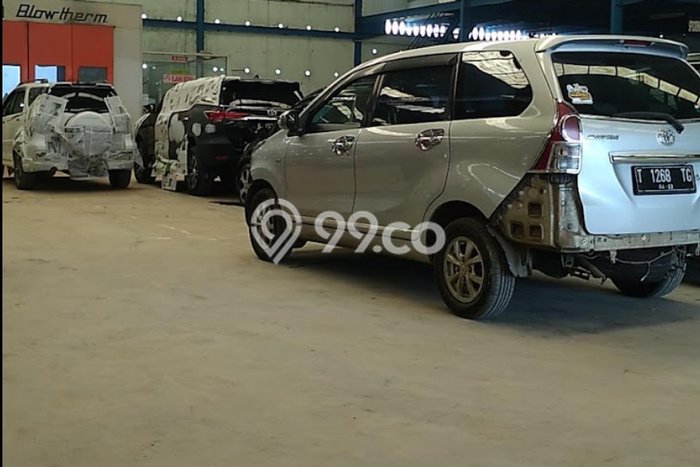 Gudang Usaha Dijual di Karawang Barat Karawang LT 3929m2 & LB 2400m2 Gudang Usaha Dijual di Karawang Barat Karawang LT 3929m2 & LB 2400m2