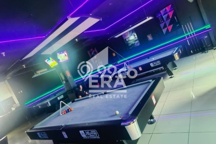 Area Ramai! Ruko Dijual di Karawang Barat untuk Bisnis Luas Bangunan 540m2 Area Ramai! Ruko Dijual di Karawang Barat untuk Bisnis Luas Bangunan 540m2