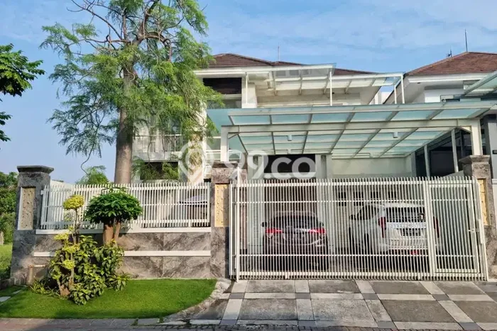 For Sale Rumah Mewah Exclusive di Sukolilo, Surabaya For Sale Rumah Mewah Exclusive di Sukolilo, Surabaya