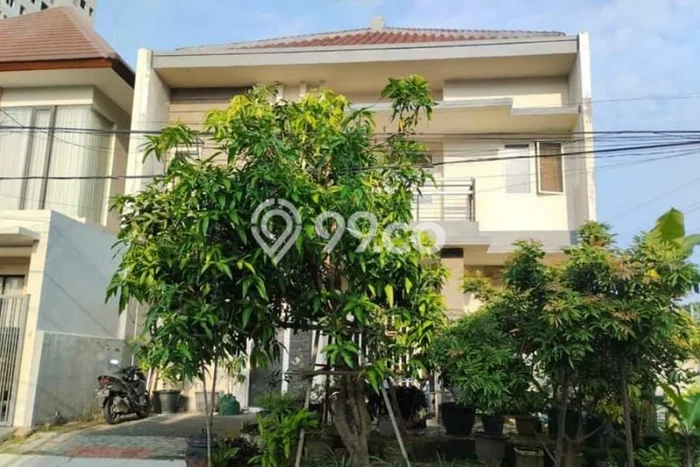Jual Rumah Strategis Bagus Punya 5 KT di Rungkut Surabaya SHM Jual Rumah Strategis Bagus Punya 5 KT di Rungkut Surabaya SHM