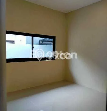 For Sale Rumah 3 Kamar Lokasi Ideal Nyaman dan Strategis di Sukolilo For Sale Rumah 3 Kamar Lokasi Ideal Nyaman dan Strategis di Sukolilo