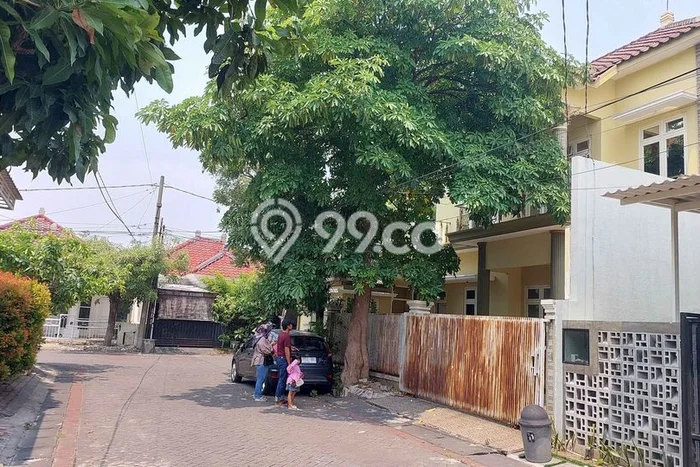 Jual Rumah Bagus Siap Huni LB 300m2 di Rungkut, Surabaya Jual Rumah Bagus Siap Huni LB 300m2 di Rungkut, Surabaya