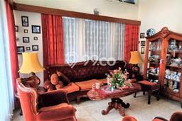 Rumah Elit Modern Siap Huni di Manyar Surabaya Rumah Elit Modern Siap Huni di Manyar Surabaya