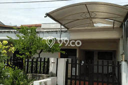 Rumah Strategis Minimalis Lb 175m2 di Rungkut, Surabaya Rumah Strategis Minimalis Lb 175m2 di Rungkut, Surabaya