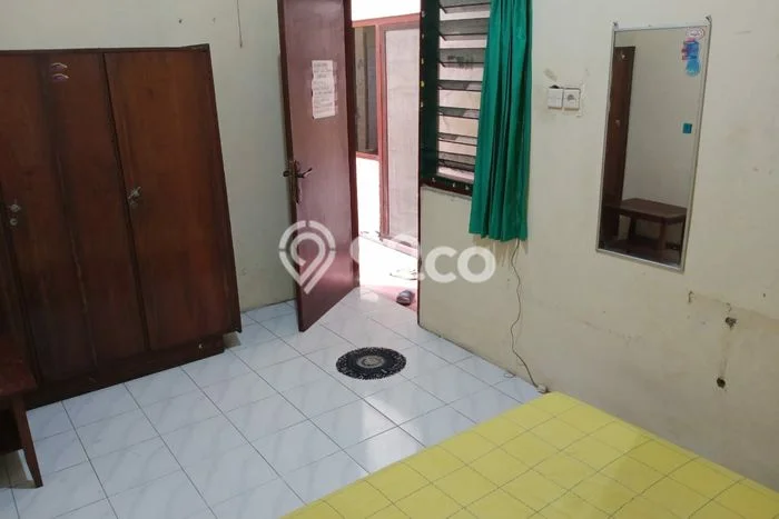 Dijual Rumah Kost di Ketintang, Surabaya, 11 KT, 6 KM, Bangunan 250m2 Dijual Rumah Kost di Ketintang, Surabaya, 11 KT, 6 KM, Bangunan 250m2
