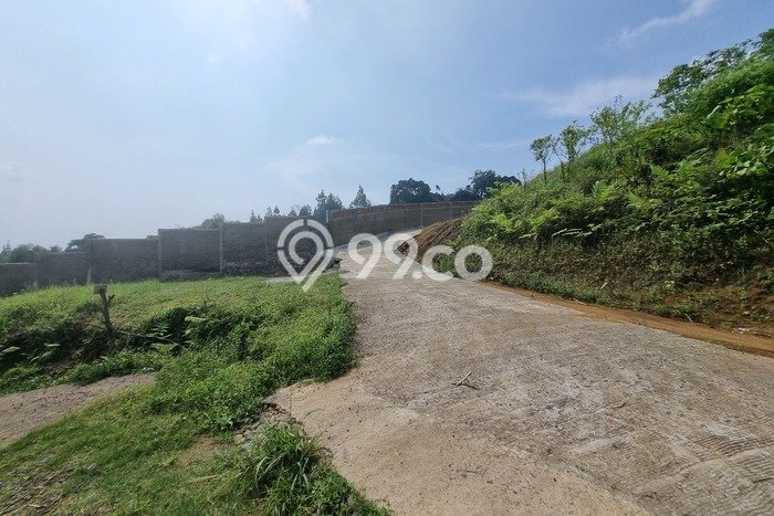 Kavling Tanah Dijual di Cisarua, Bogor, Luas 305m2 Area Strategis Kavling Tanah Dijual di Cisarua, Bogor, Luas 305m2 Area Strategis
