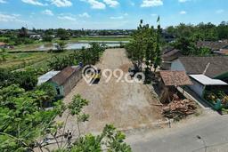 Lahan Kosong Dijual di Umbulharjo, Yogyakarta, Luas 200m2 Area Strategis Lahan Kosong Dijual di Umbulharjo, Yogyakarta, Luas 200m2 Area Strategis
