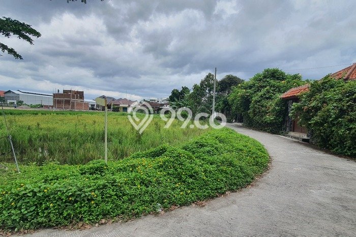 Tanah Dijual di Karanganyar Seluas 120m2 Strategis Tanah Dijual di Karanganyar Seluas 120m2 Strategis