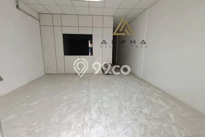 Untuk Dijual! Ruko di Nagoya Batam LT 90m2 / LB 255m2 Kawasan Bisnis Untuk Dijual! Ruko di Nagoya Batam LT 90m2 / LB 255m2 Kawasan Bisnis