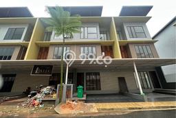 UNIT TERBATAS! Rumah di Batam Centre, 3 KM, LT 90m² Bangunan 118m² UNIT TERBATAS! Rumah di Batam Centre, 3 KM, LT 90m² Bangunan 118m²