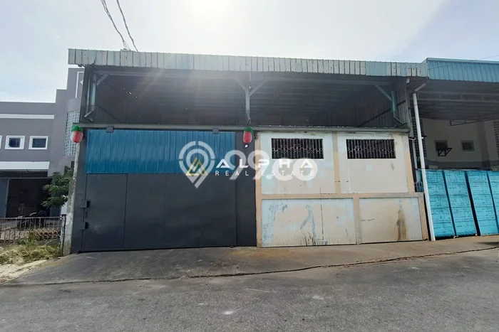Unit Gudang Disewakan di Batam Centre di Area Ramai & Strategis Unit Gudang Disewakan di Batam Centre di Area Ramai & Strategis
