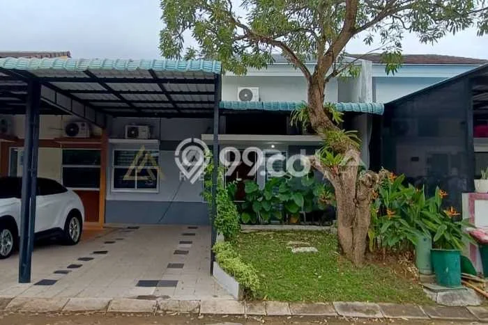 Rumah Nyaman di , 2 KM, Akses Mudah Rumah Nyaman di , 2 KM, Akses Mudah