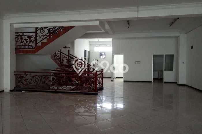 Ruko Dijual di Semarang LT 375m2 & LB 1100m2 Lokasi Terbaik! Ruko Dijual di Semarang LT 375m2 & LB 1100m2 Lokasi Terbaik!