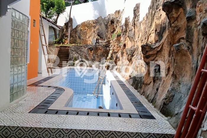 Dijual Rumah Mewah Elegan Dengan View Eksklusif di Karang Rejo, Semarang Dijual Rumah Mewah Elegan Dengan View Eksklusif di Karang Rejo, Semarang