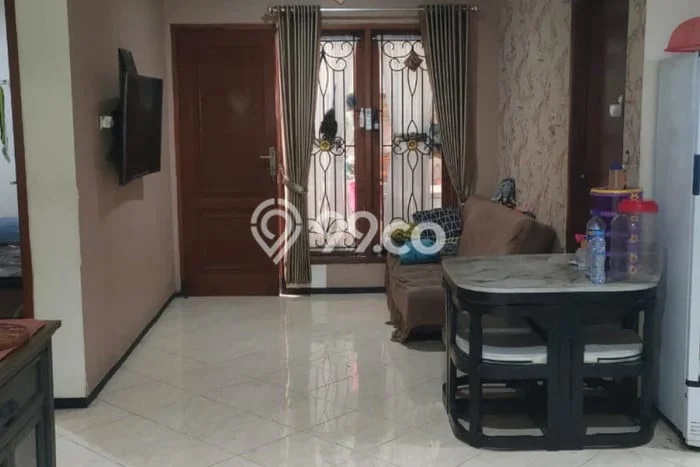 Disewakan Segera Rumah Kondisi Baik di Kawasan Taman, Sidoarjo Disewakan Segera Rumah Kondisi Baik di Kawasan Taman, Sidoarjo