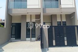Rumah Strategis Modern Lb 145m2 di Tenggilis Mejoyo, Surabaya Rumah Strategis Modern Lb 145m2 di Tenggilis Mejoyo, Surabaya