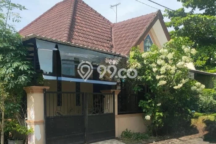 Disewakan Segera Rumah Kondisi Baik di Kawasan Taman, Sidoarjo Disewakan Segera Rumah Kondisi Baik di Kawasan Taman, Sidoarjo