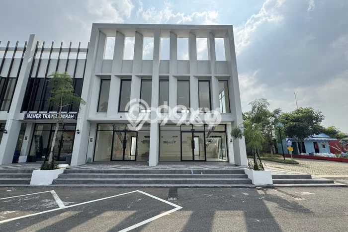 Ruko untuk disewa di Taman punya LT 154m2 & LB 154m2 harga sewa kompetitif Ruko untuk disewa di Taman punya LT 154m2 & LB 154m2 harga sewa kompetitif