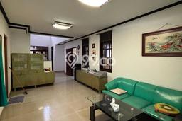 Jual Rumah Mewah Megah Dengan View Eksklusif di Joglo, Jakarta Barat Jual Rumah Mewah Megah Dengan View Eksklusif di Joglo, Jakarta Barat