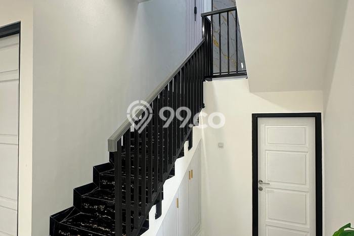 Rumah Luxury Modern Tanpa Renovasi di BSD Kencana Loka Tangerang Rumah Luxury Modern Tanpa Renovasi di BSD Kencana Loka Tangerang