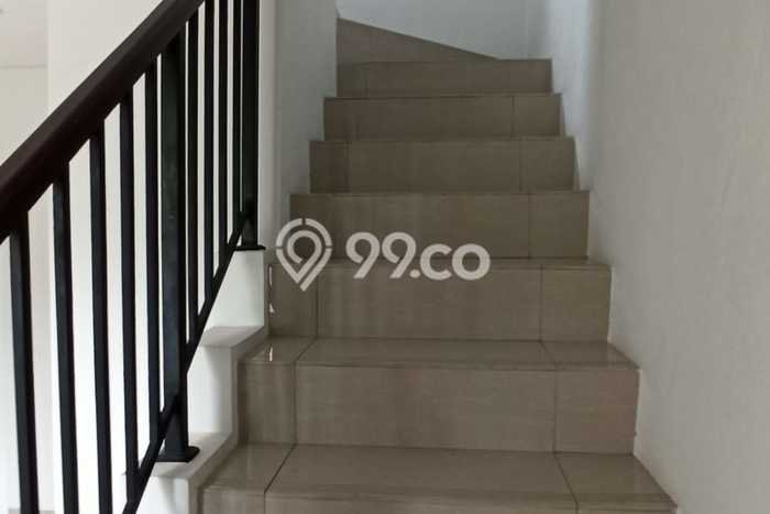 Rumah Modern 3 KT di BSD Nusaloka Tangerang Full Furnished Rumah Modern 3 KT di BSD Nusaloka Tangerang Full Furnished