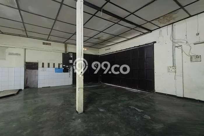 Ruko Disewakan Lokasi Antapani Bandung Harga Spesial! Ruko Disewakan Lokasi Antapani Bandung Harga Spesial!