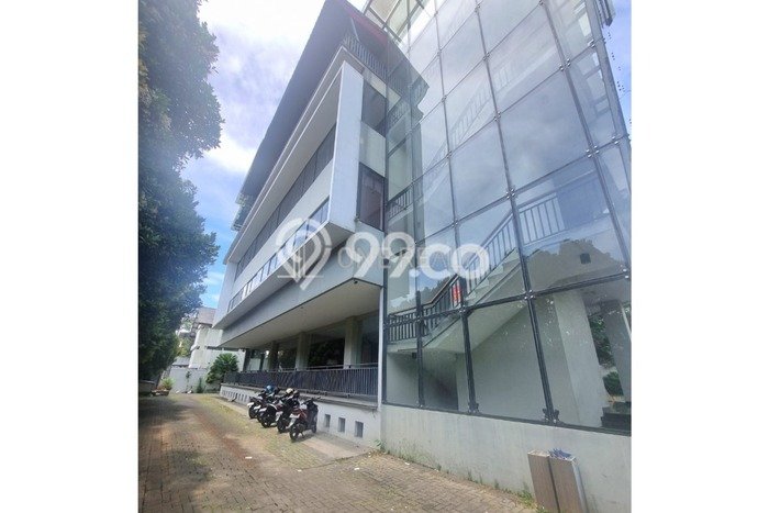 Kantor Dijual di Jakarta Selatan LT 1977m2 & LB 4000m2 Lokasi Terbaik! Kantor Dijual di Jakarta Selatan LT 1977m2 & LB 4000m2 Lokasi Terbaik!
