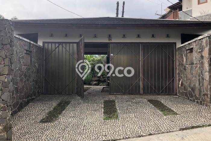 Dijual Rumah Mewah Elegan Dengan View Cantik di Geger Kalong, Bandung Dijual Rumah Mewah Elegan Dengan View Cantik di Geger Kalong, Bandung