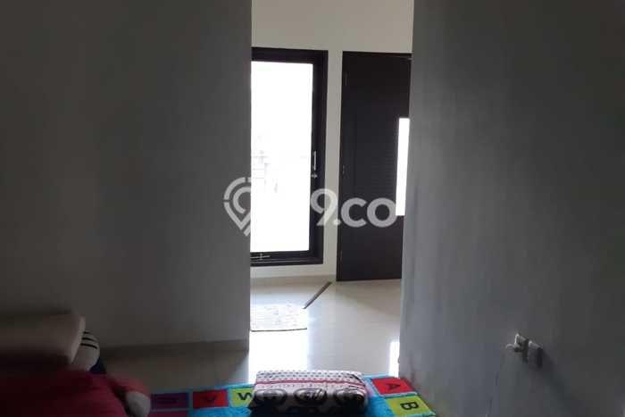 Rumah Elit Modern Tanpa Renovasi di Singgasana Bandung Rumah Elit Modern Tanpa Renovasi di Singgasana Bandung