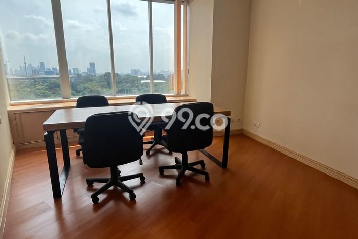 Unit Kantor Disewakan di Sudirman di Area Ramai & Strategis Unit Kantor Disewakan di Sudirman di Area Ramai & Strategis