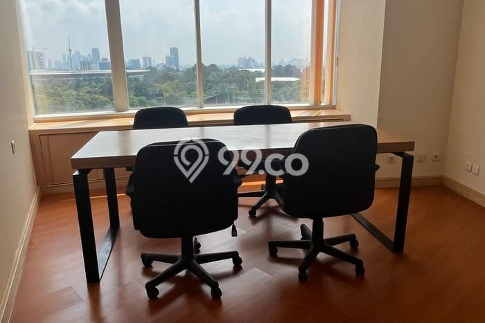 Unit Kantor Disewakan di Sudirman di Area Ramai & Strategis Unit Kantor Disewakan di Sudirman di Area Ramai & Strategis