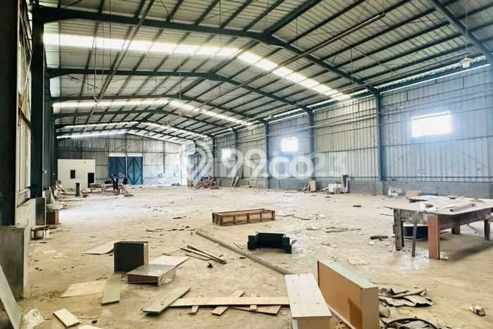 Disewakan Gudang di Kawasan Ramai Gading Serpong Luas 865m2 Disewakan Gudang di Kawasan Ramai Gading Serpong Luas 865m2