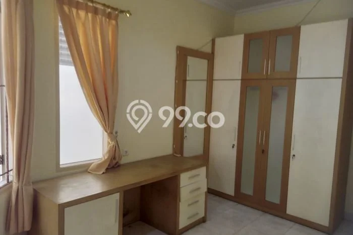 Rumah sewa siap pakai 3 KT di Daan Mogot, Jakarta Barat Rumah sewa siap pakai 3 KT di Daan Mogot, Jakarta Barat