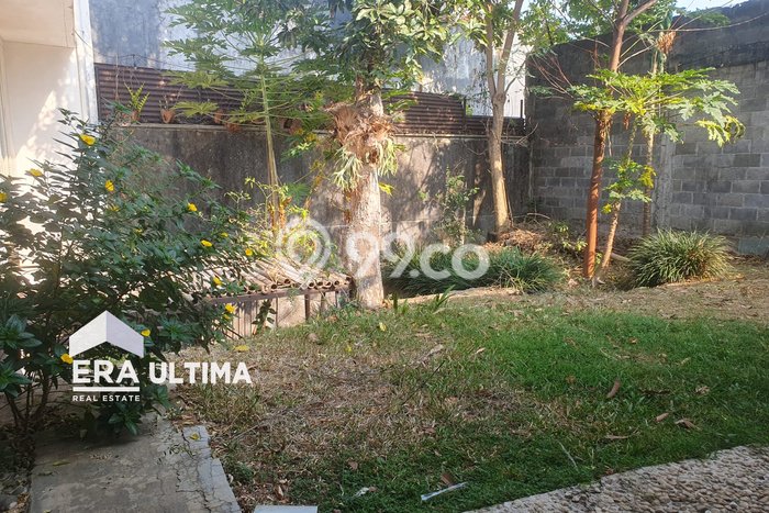 Hunian Mewah LB 300m2 Siap Pakai Desain Elegan di Pasteur, Bandung Hunian Mewah LB 300m2 Siap Pakai Desain Elegan di Pasteur, Bandung