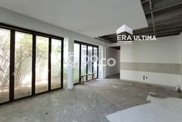 Rumah Mewah LB 350m2 Siap Huni Desain Elegan di Setiabudi, Bandung Rumah Mewah LB 350m2 Siap Huni Desain Elegan di Setiabudi, Bandung